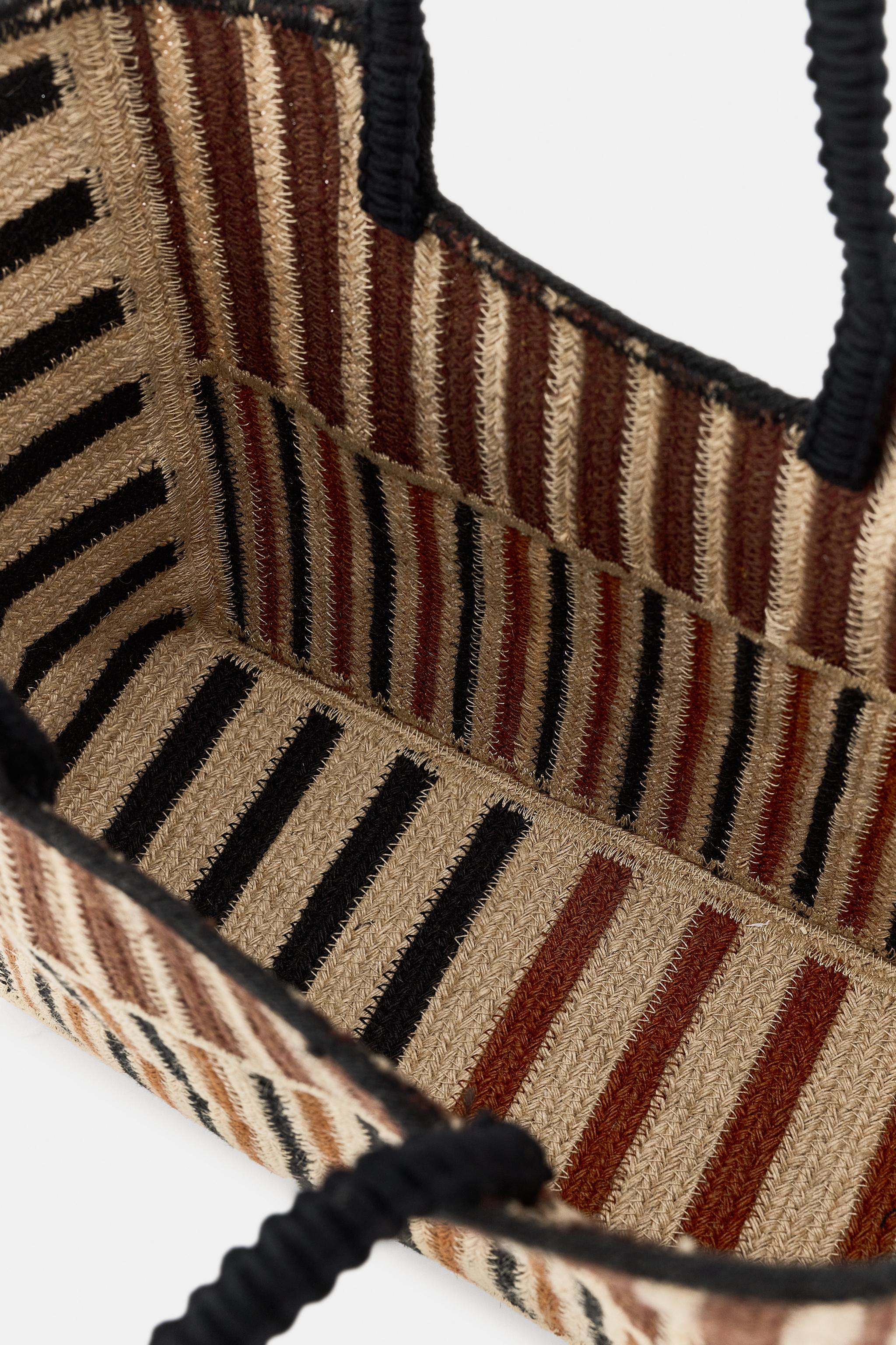 STRIPED WOVEN JUTE BAG